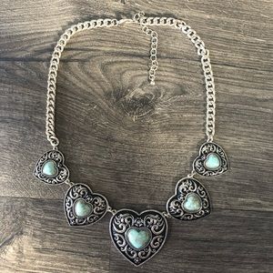 Western style turquoise necklace